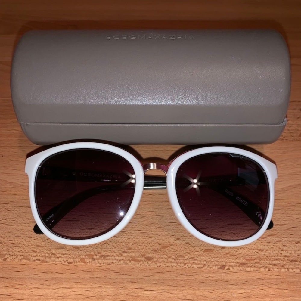 BCBGMaxAzria White Retro Style Sunglasses